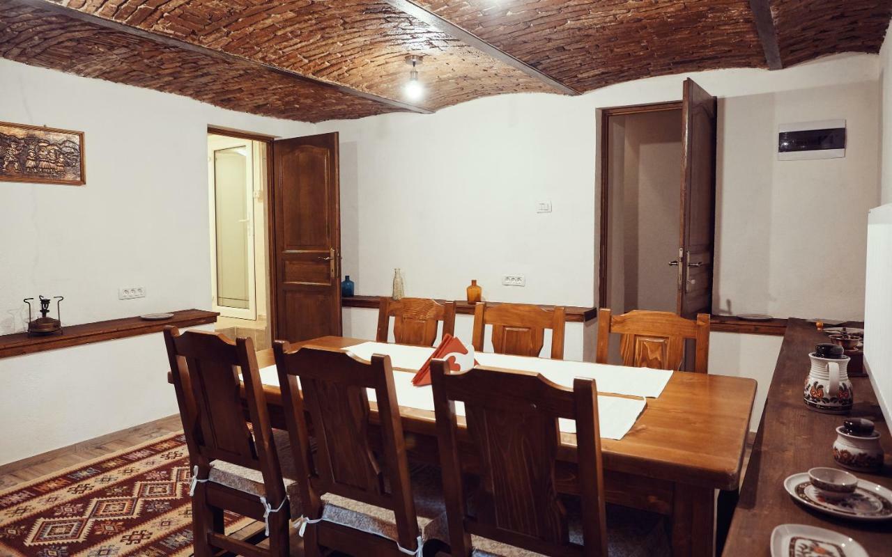 Cozy Apartment Braşov Exterior foto
